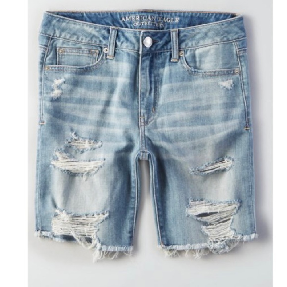 American Eagle Outfitters Bermuda Shorts Women Size 2